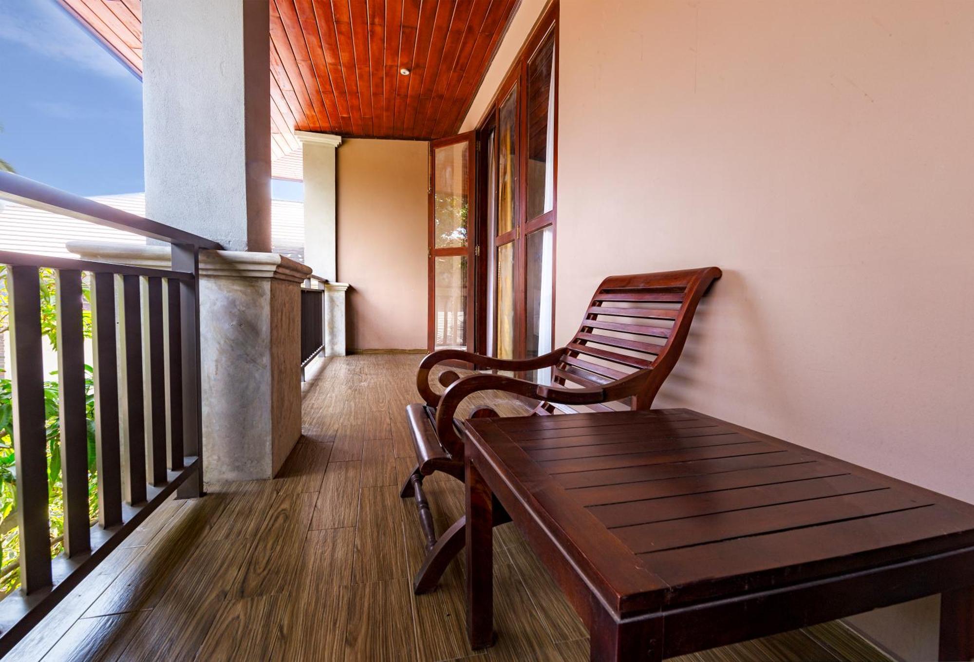 The Full Moon Hotel Katunayake Exterior photo